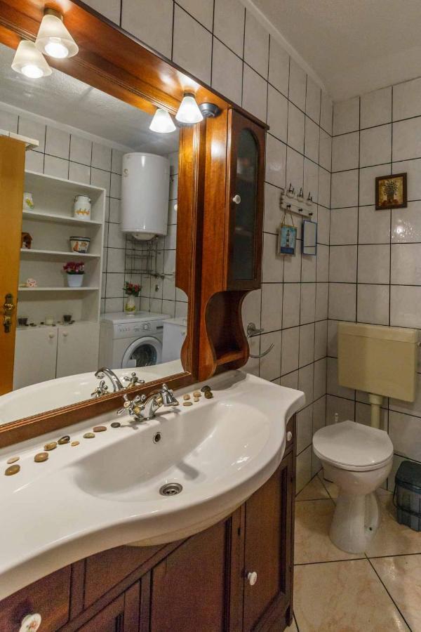 Apartman Mauro Malinska Exterior photo