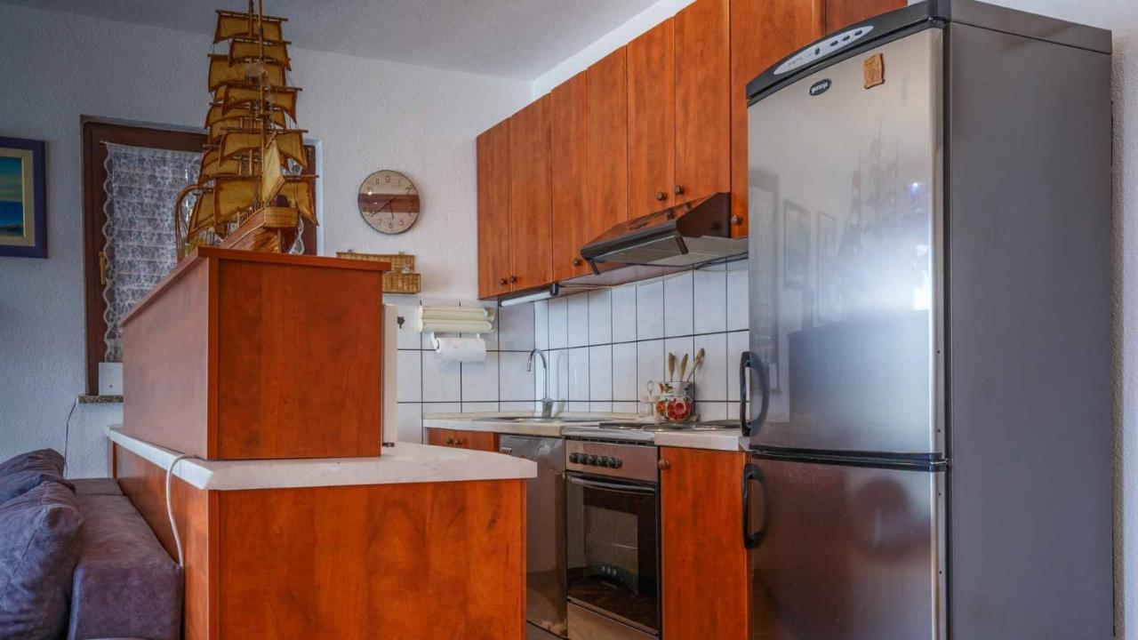 Apartman Mauro Malinska Exterior photo