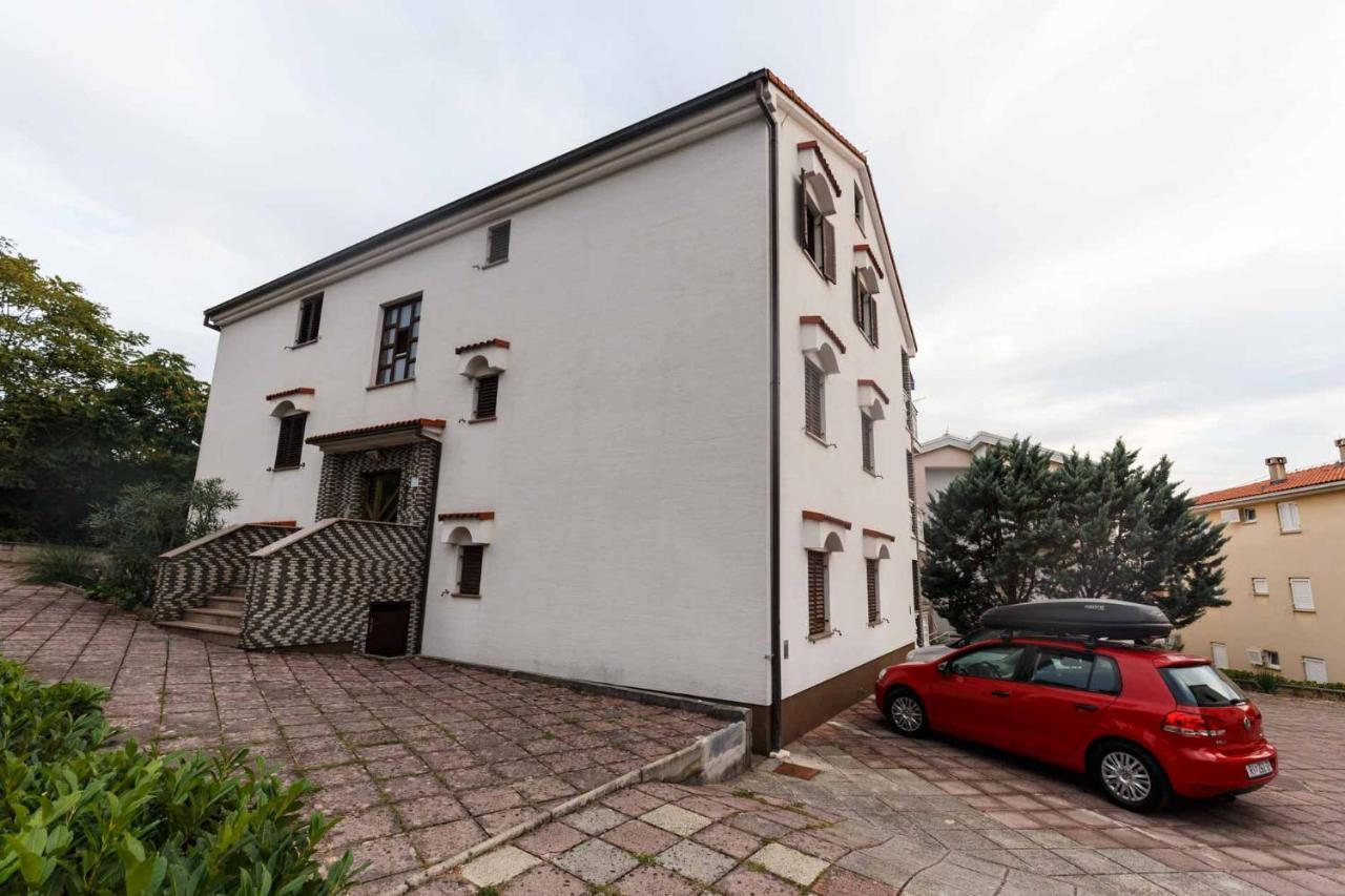 Apartman Mauro Malinska Exterior photo